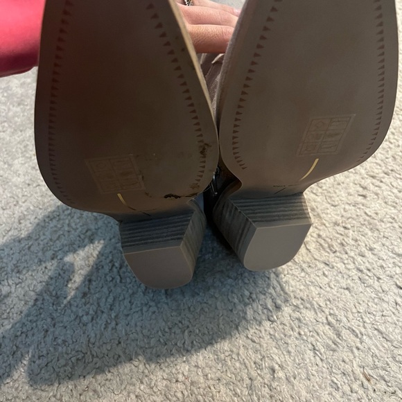 Dolce Vita Samare 6.5 Western Boots Taupe Suede - Picture 10 of 10